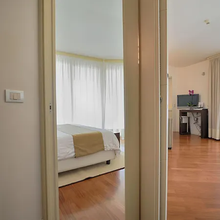 Eden Rock Apart-hotel