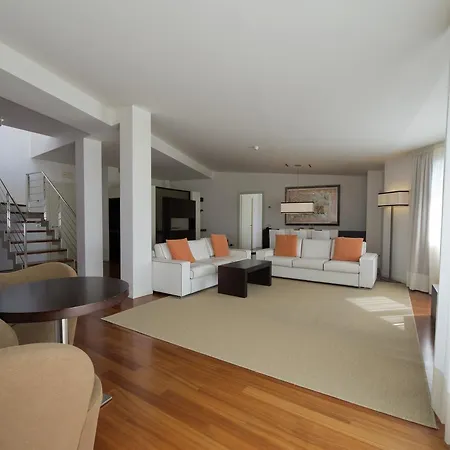 Eden Rock Apartahotel