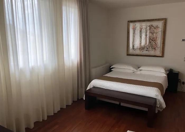 Eden Rock Apart-hotel Florença