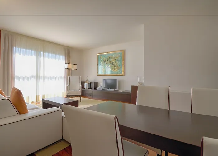 Eden Rock Apart-hotel 4*