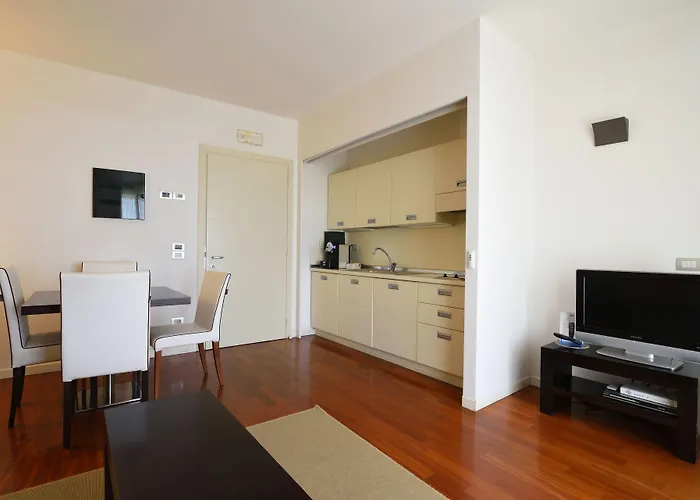 Apart-hotel Eden Rock 4*